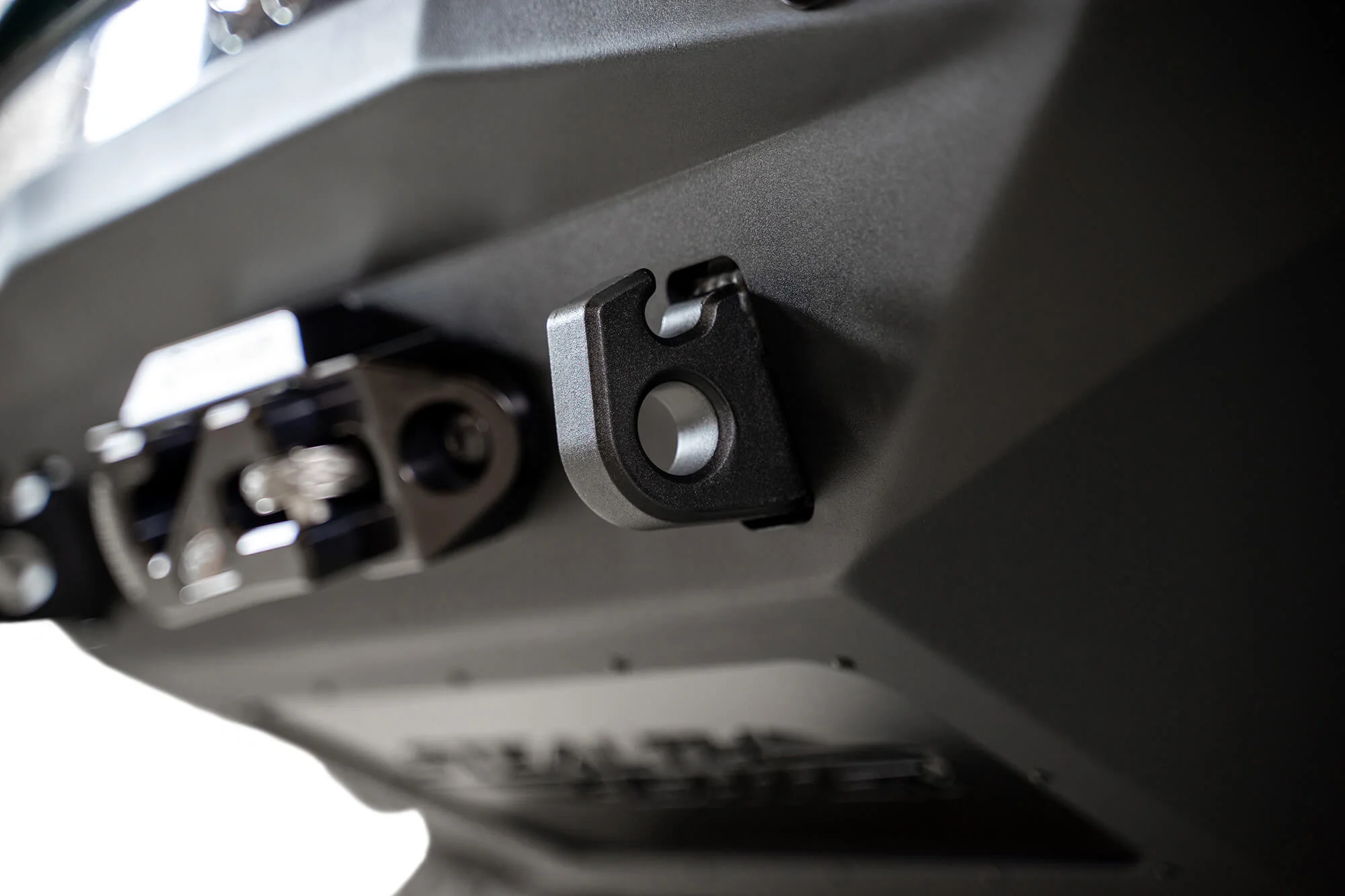 Addictive Desert Designs Chevrolet Silverado 2500HD Stealth Fighter Bull Bar 2020-2023 - Image 4