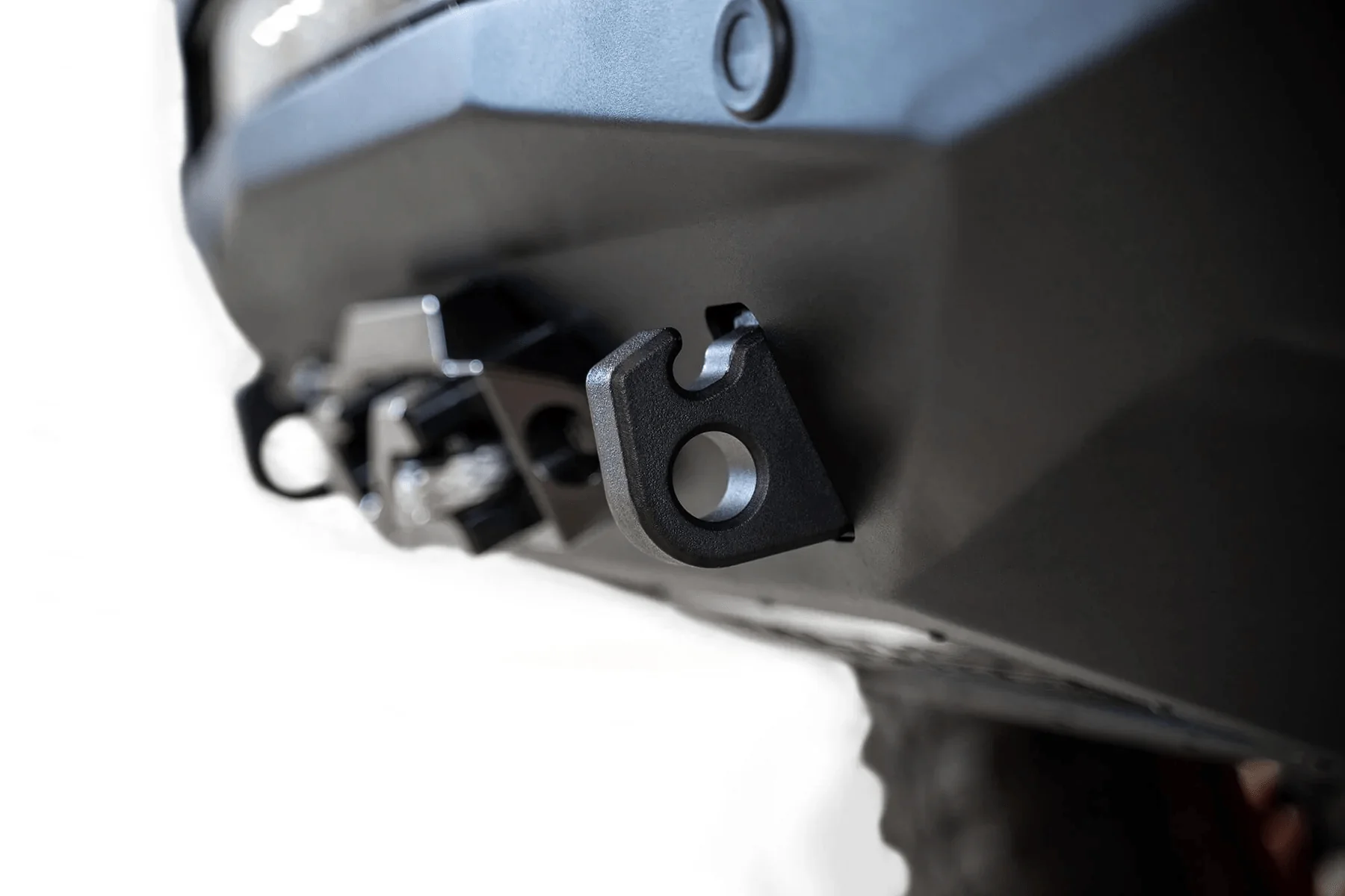 Addictive Desert Designs GMC 2500/3500 STEALTH FIGHTER Bullbar 2020 - 2023 - Image 7