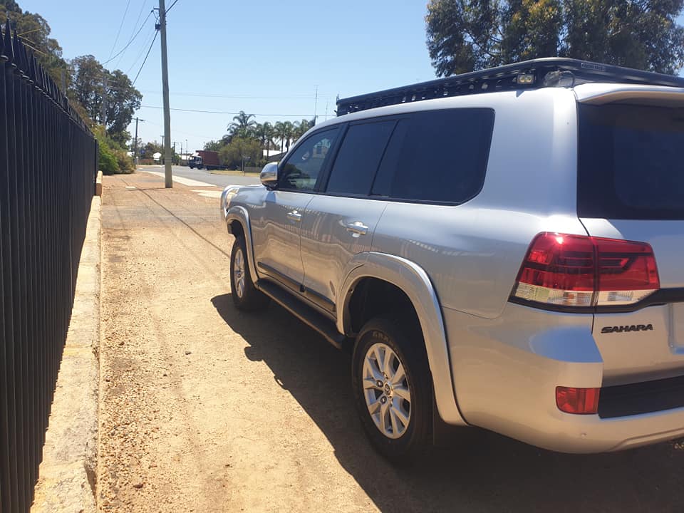 Bushwacker Flares suitable for Toyota Landcruiser 200 series 2007 - 2021 - Image 13