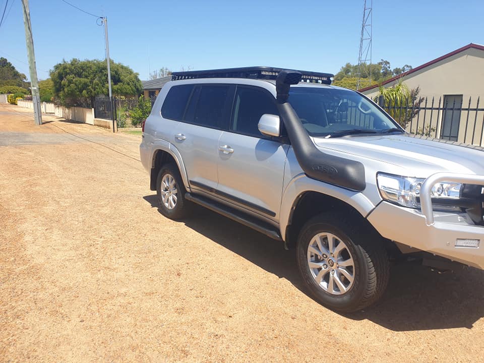 Bushwacker Flares suitable for Toyota Landcruiser 200 series 2007 - 2021 - Image 14